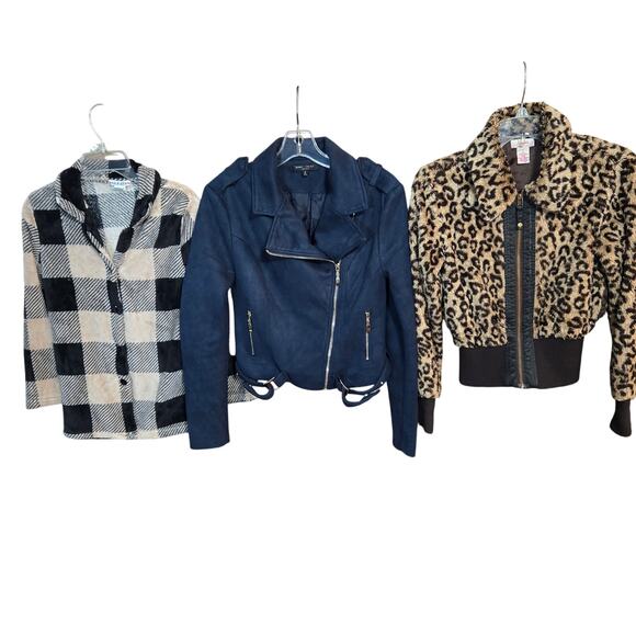 Women's Small 4 6 S Coats Jackets Long Sleeve Winter Wholesale Bulk Lot of 3 - Picture 1 of 6